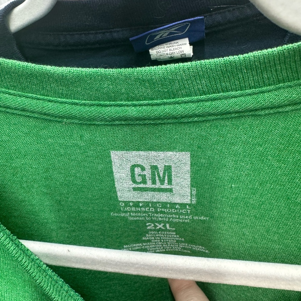 General Motors: Chevrolet Official T-Shirt | size 2xl - Picture 2 of 4